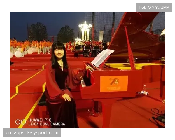 中国队员赛后举旗庆祝画面刷屏 中国队员赛后举旗庆祝画面刷屏